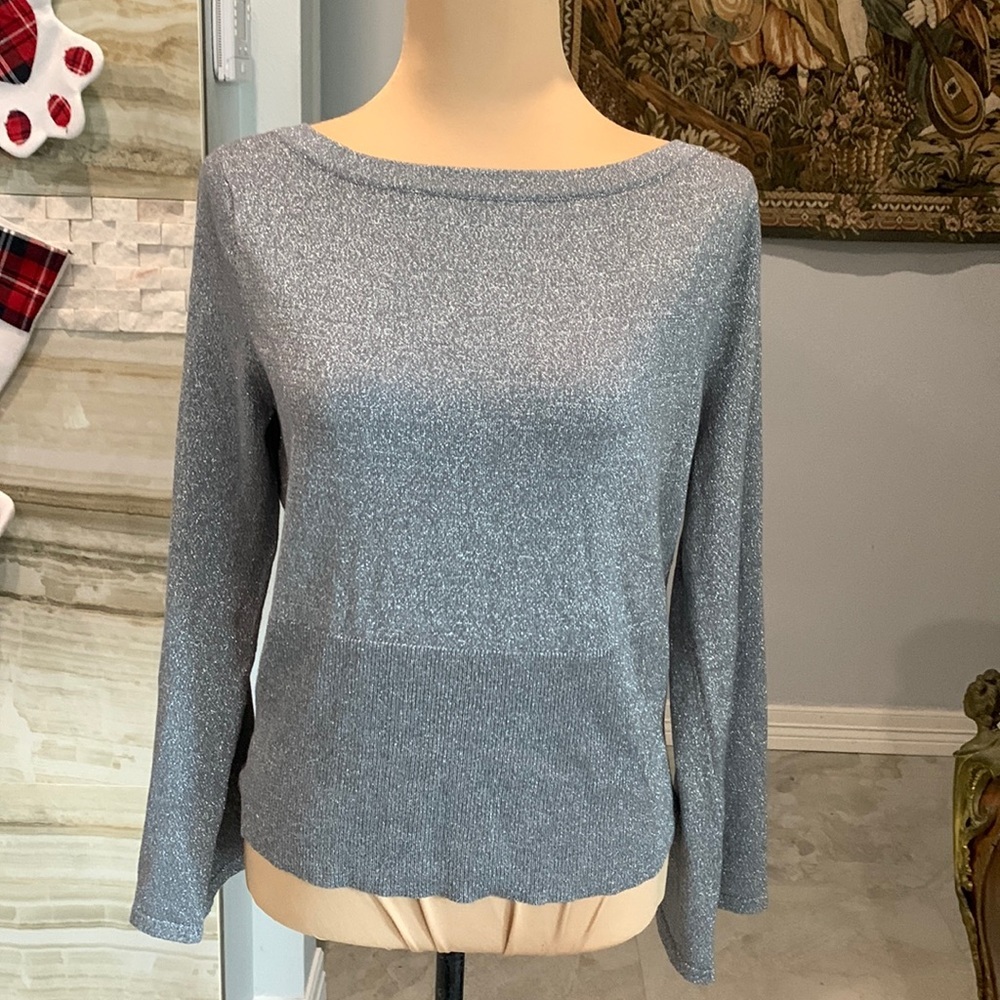 New York & Co. 7th Avenue Metallic Gray Sweater. Size M